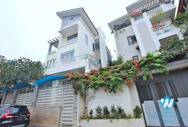 Bright corner house for rent in Tay Ho, Ha Noi